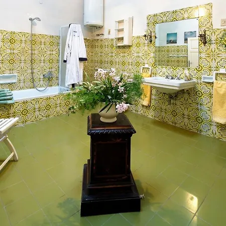 Rosignano Solvay-castiglioncello Sleeps 12 Villa
